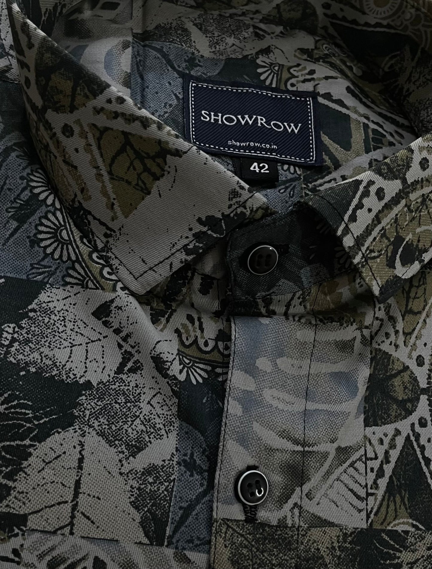 Creamy leaf Printed Half Sleeves Cotton Shirt